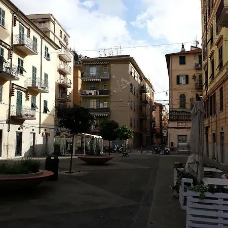 Il Golfo Dei Poeti E 5 Terre A 2 Passi La Spezia